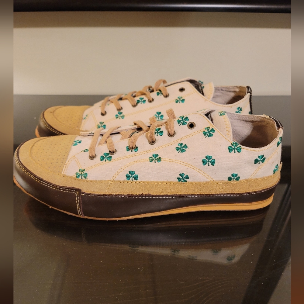 Orvis Mininalist Shamrock shoes